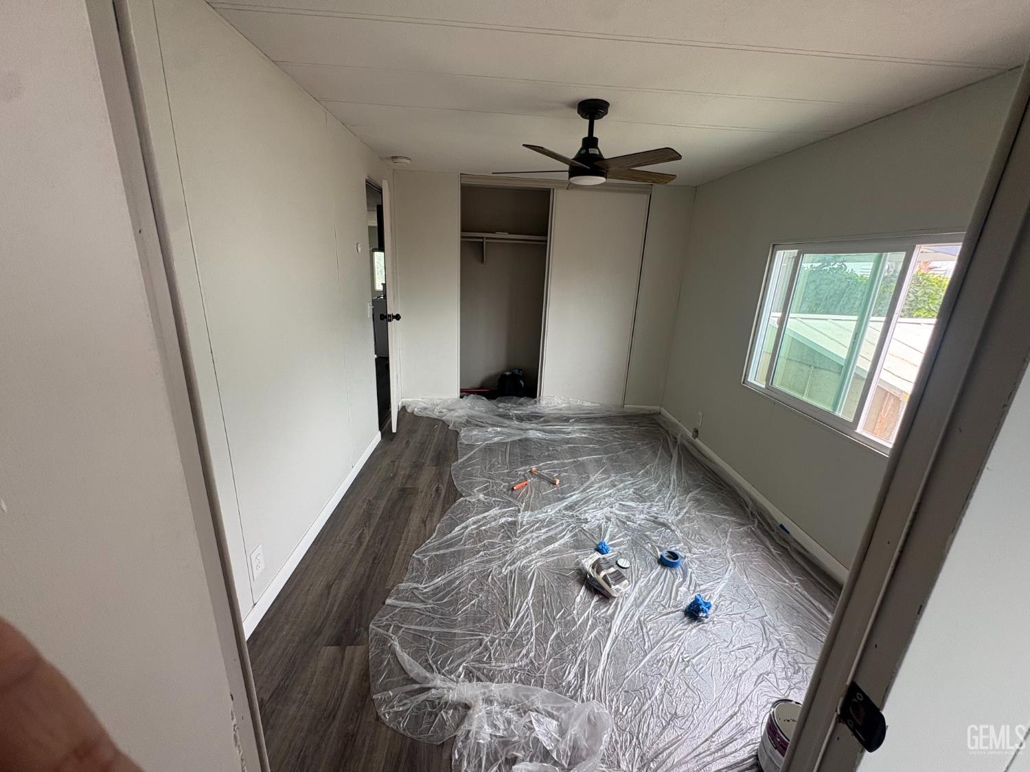 Manufactured Home in Bakersfield, photo 5 of 20