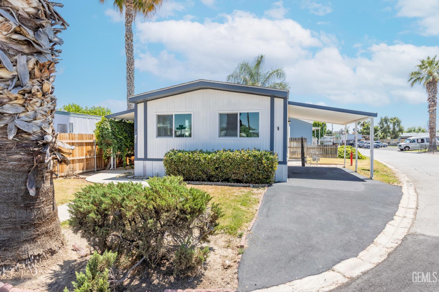 Manufactured Home in Bakersfield