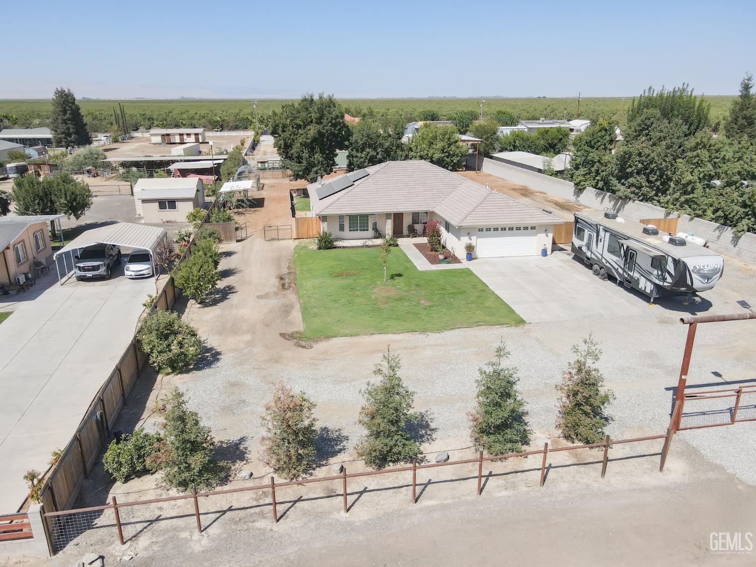 Single Family Residence in Bakersfield, photo 3 of 58