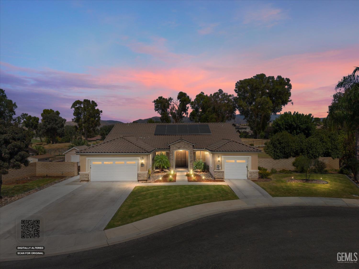 Single Family Residence in Bakersfield