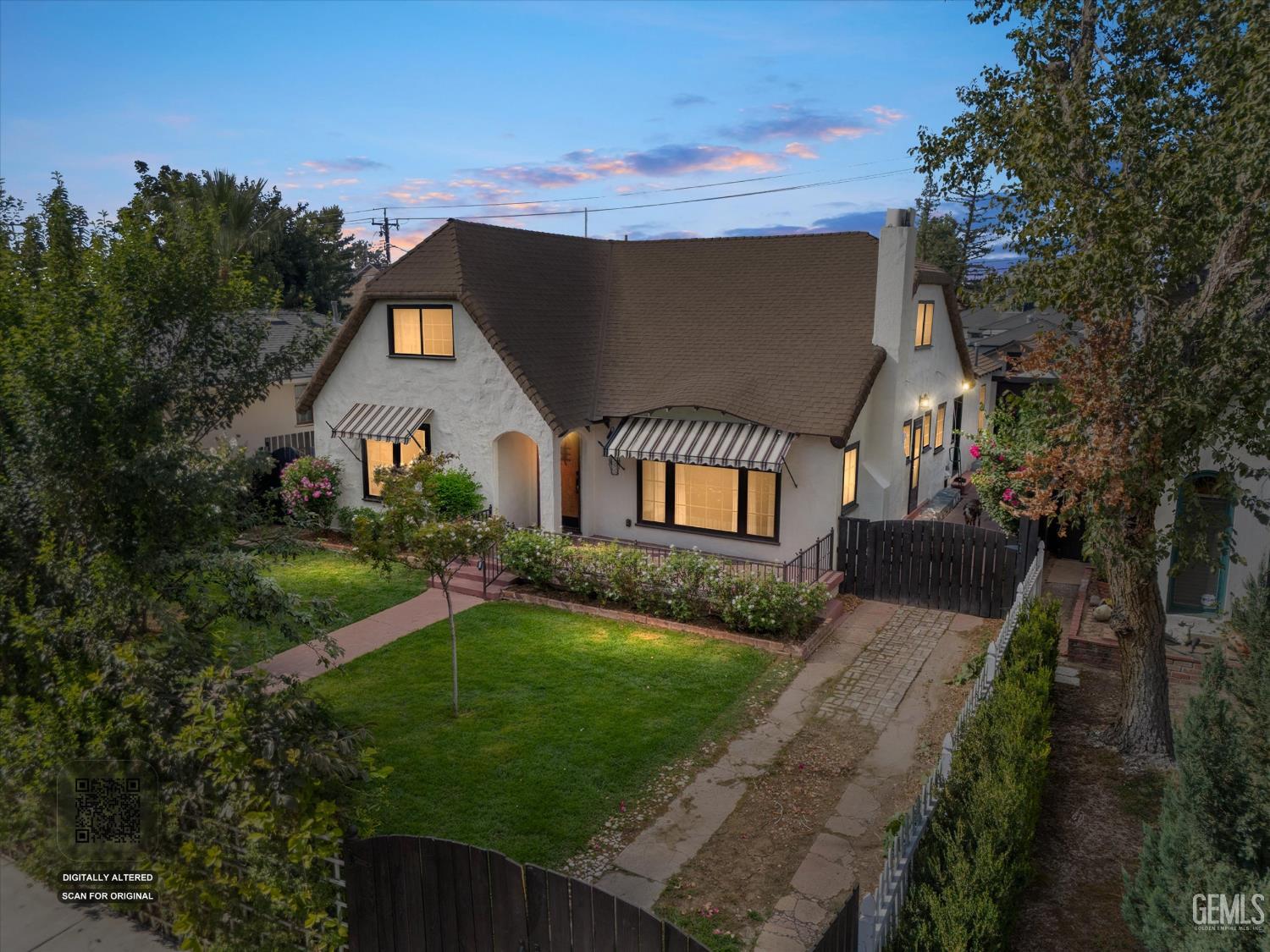 Single Family Residence in Bakersfield