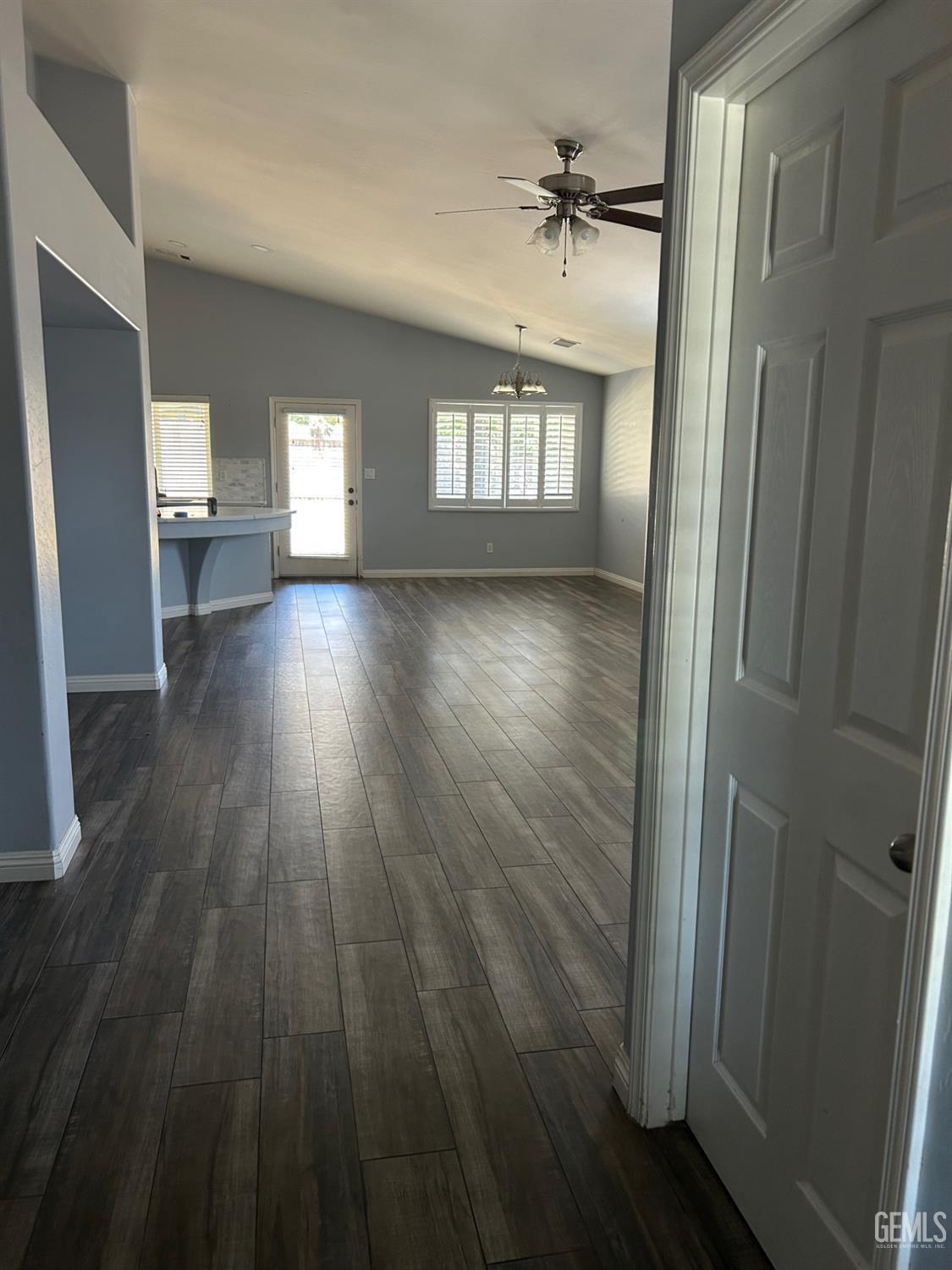 Single Family Residence in Bakersfield, photo 4 of 31