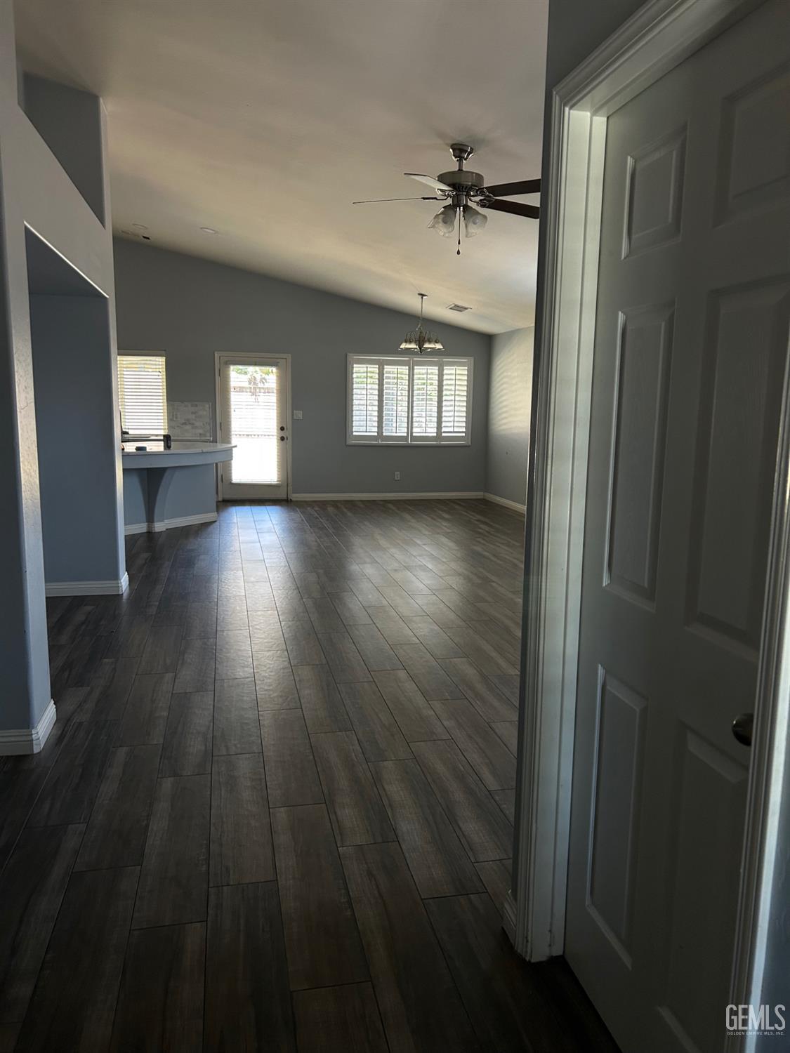 Single Family Residence in Bakersfield, photo 5 of 31
