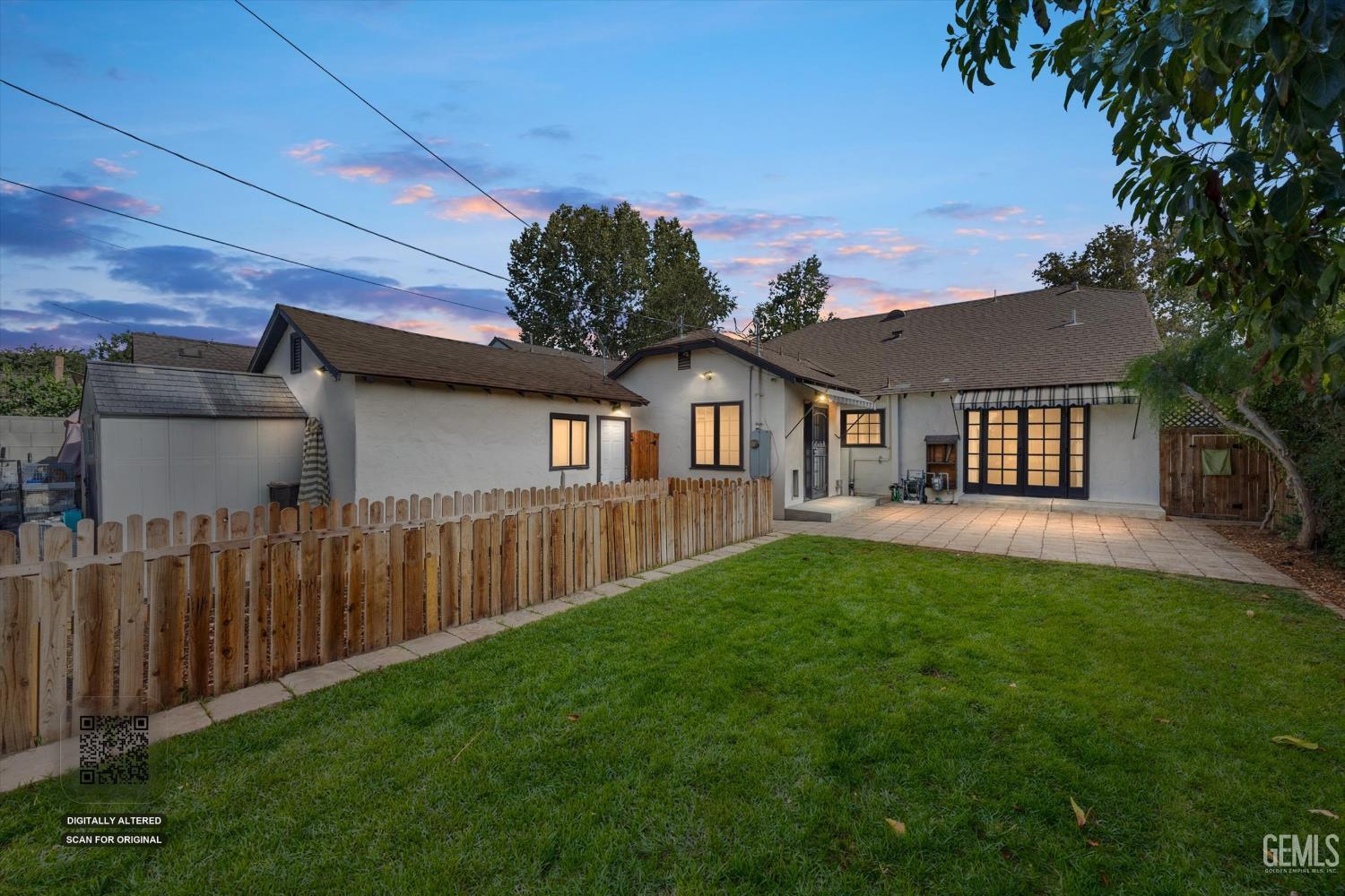 Single Family Residence in Bakersfield, photo 2 of 55