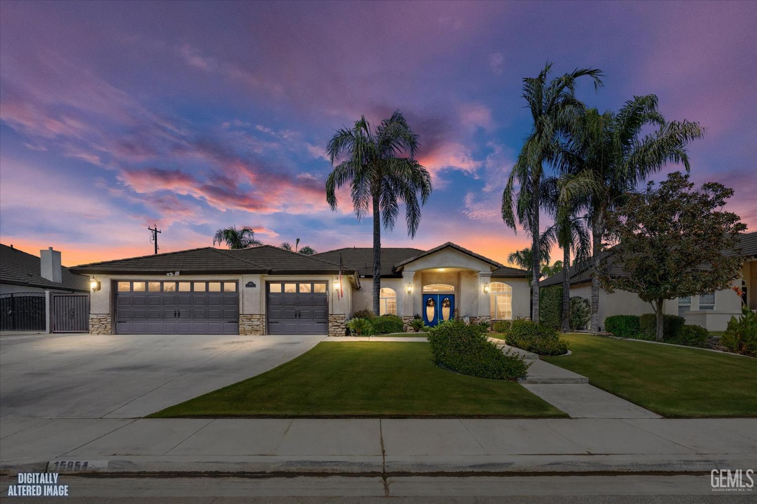 Single Family Residence in Bakersfield