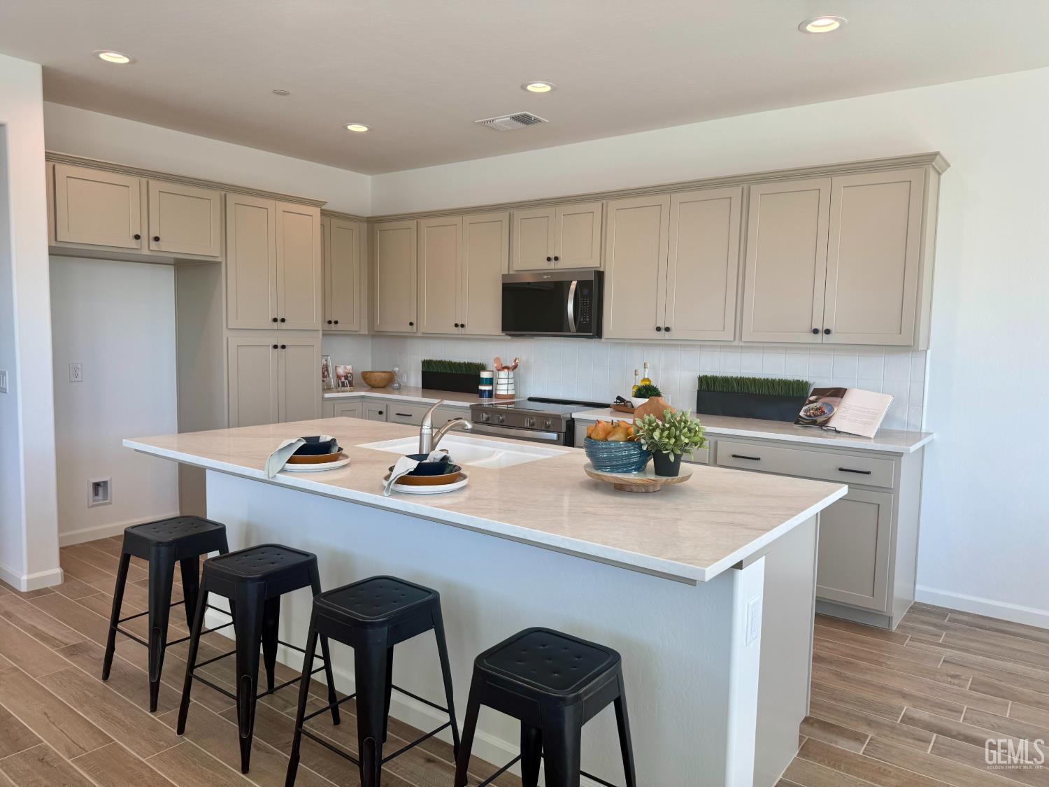 New Construction in Bakersfield, photo 2 of 29