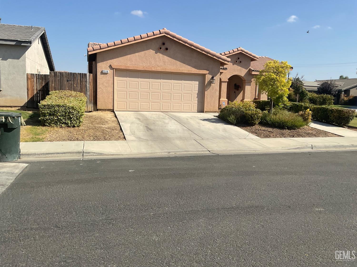 Single Family Residence in Bakersfield