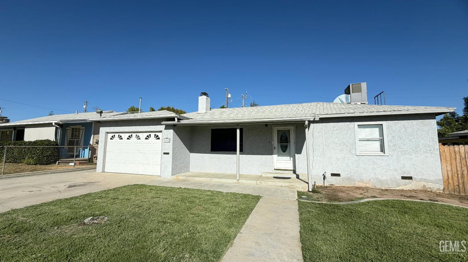 Single Family Residence in Bakersfield