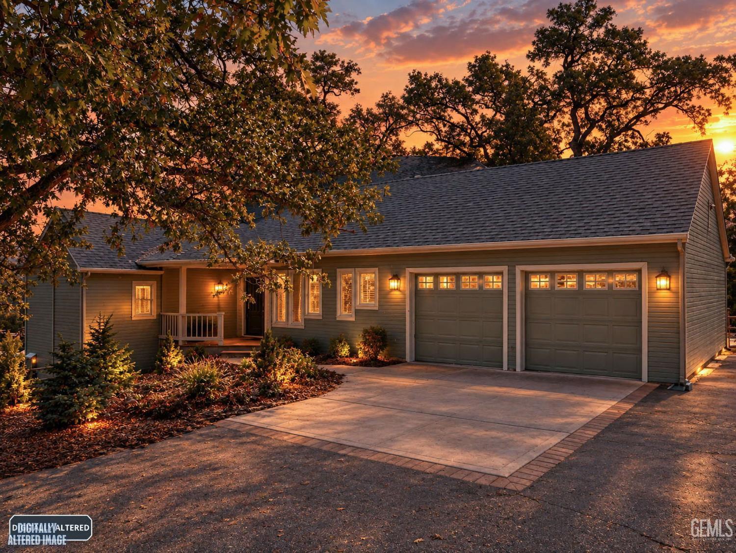 Single Family Residence in Tehachapi, photo 3 of 60