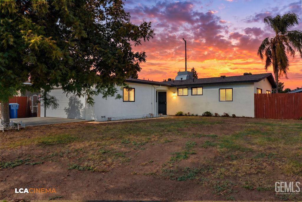 Single Family Residence in Bakersfield