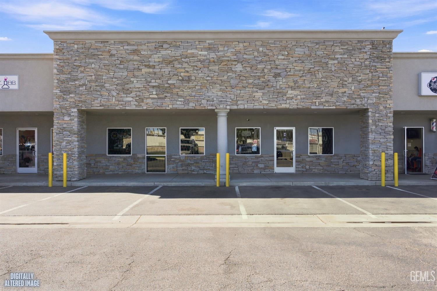 Business in Bakersfield, photo 2 of 29