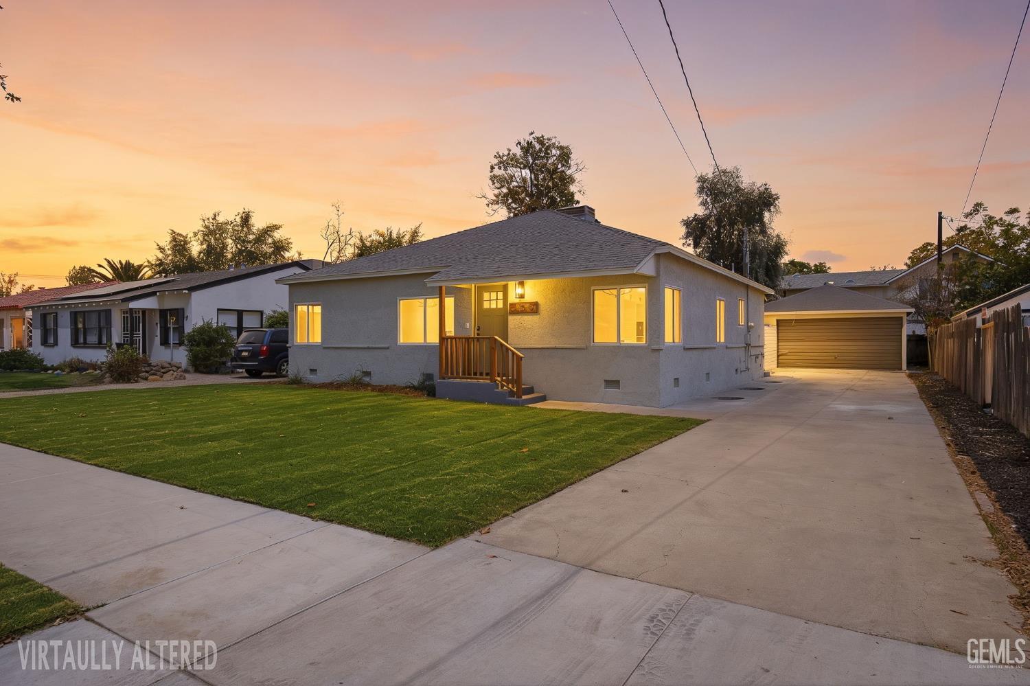 Single Family Residence in Bakersfield
