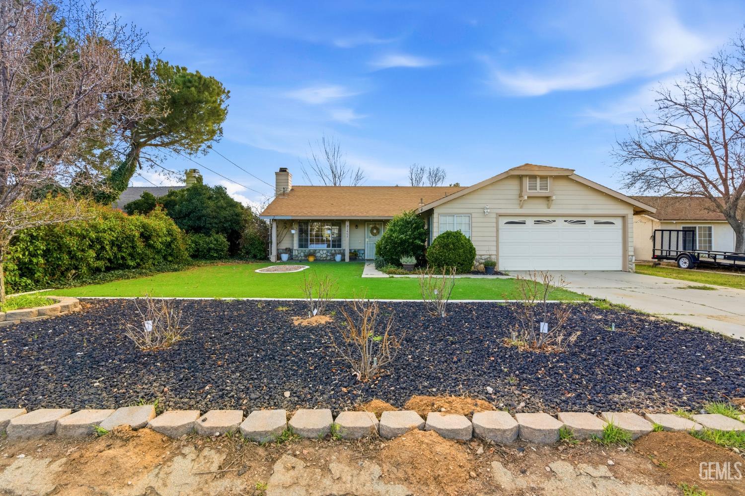 Single Family Residence in Tehachapi