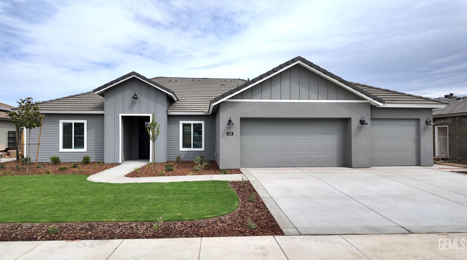 Single Family Residence in Bakersfield