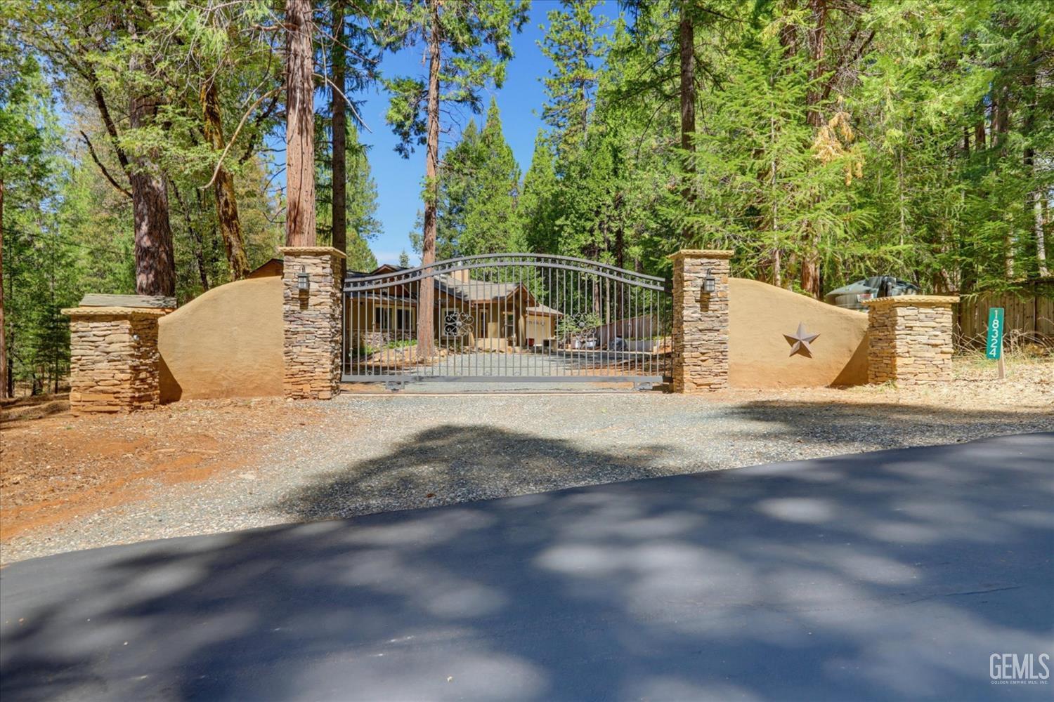 Single Family Residence in Nevada City, photo 2 of 75