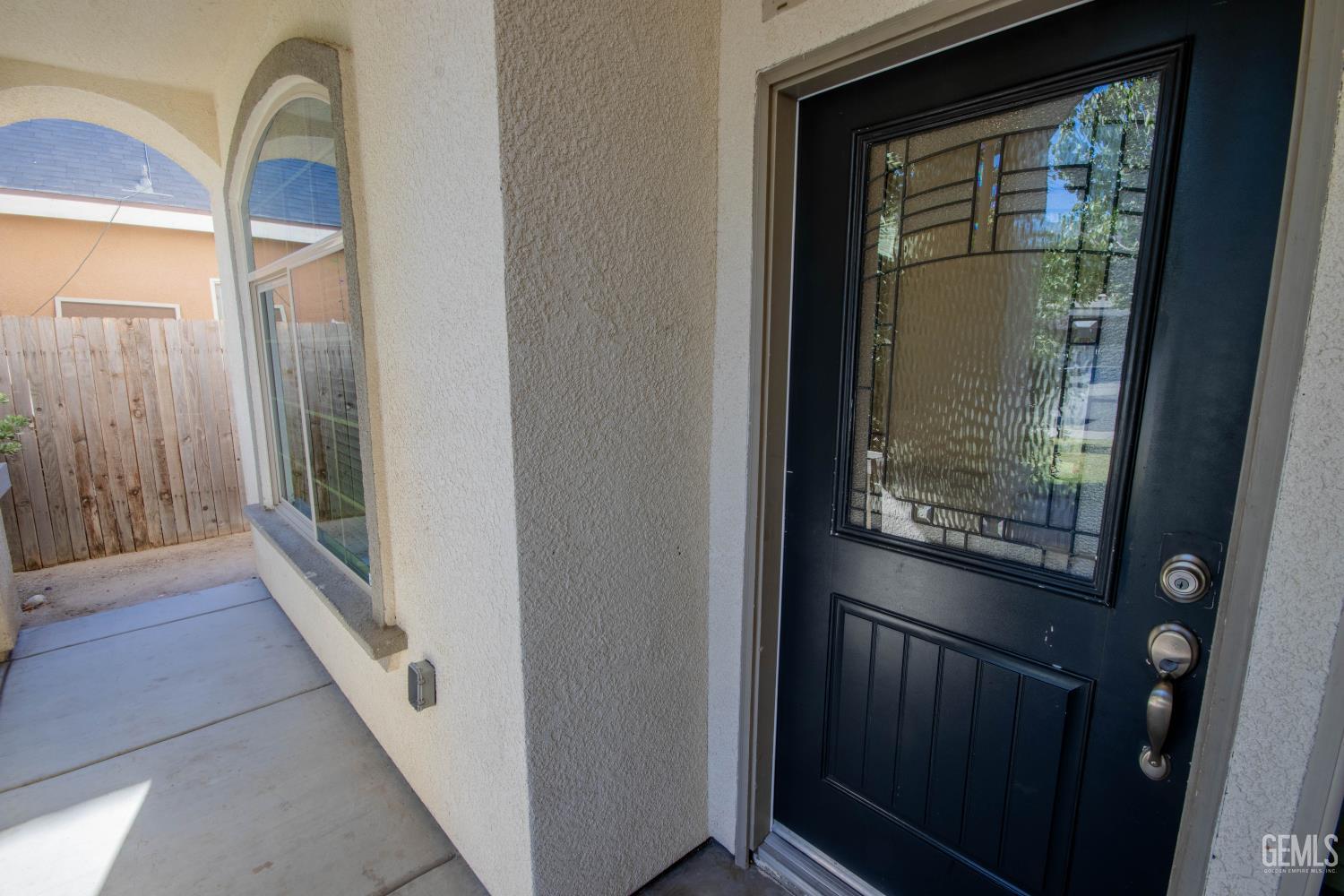 Single Family Residence in Bakersfield, photo 4 of 34