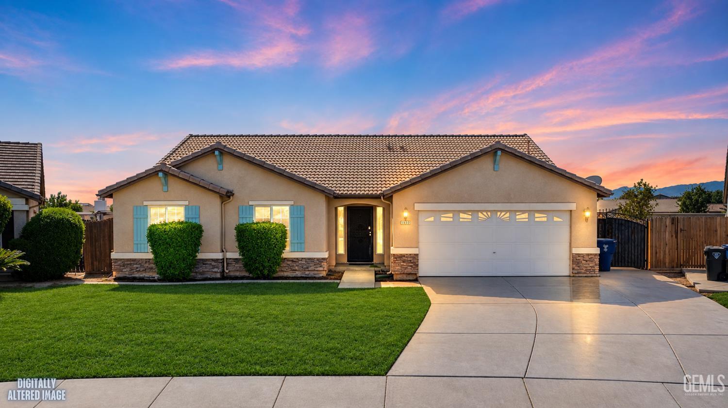 Single Family Residence in Bakersfield