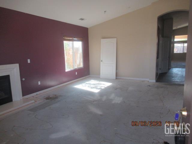 Single Family Residence in Bakersfield, photo 2 of 20