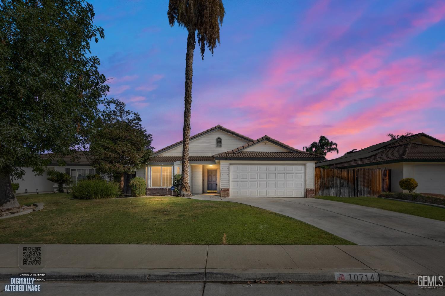 Single Family Residence in Bakersfield