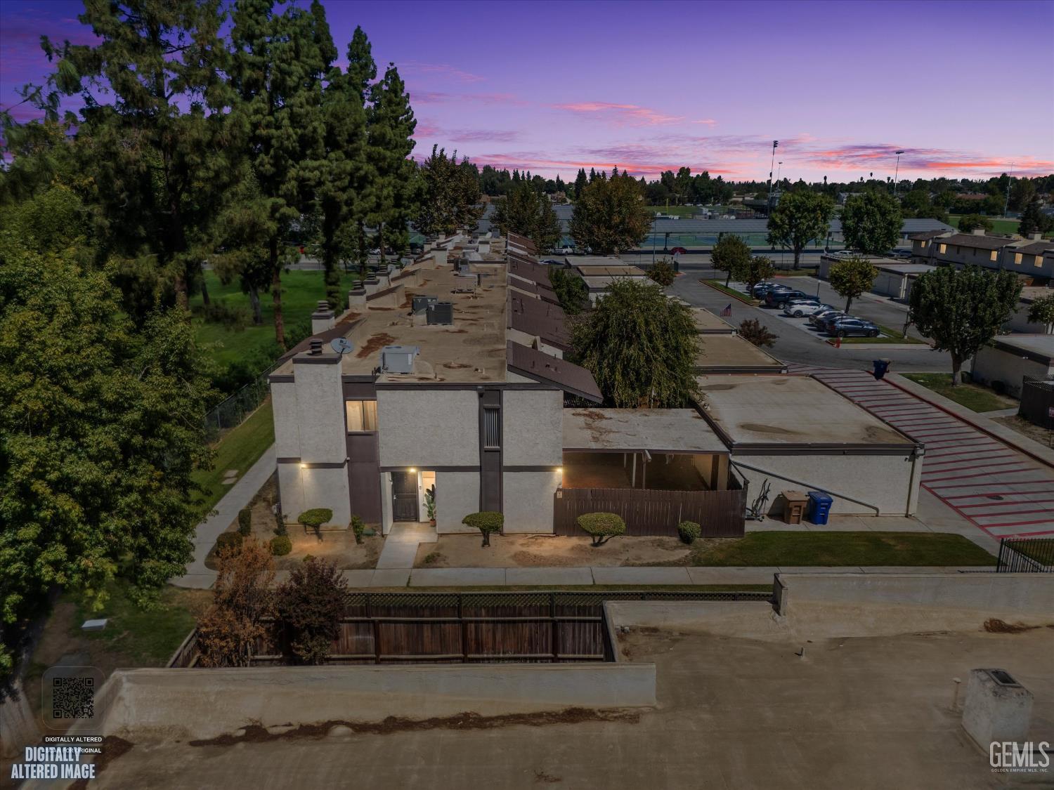 Condominium in Bakersfield