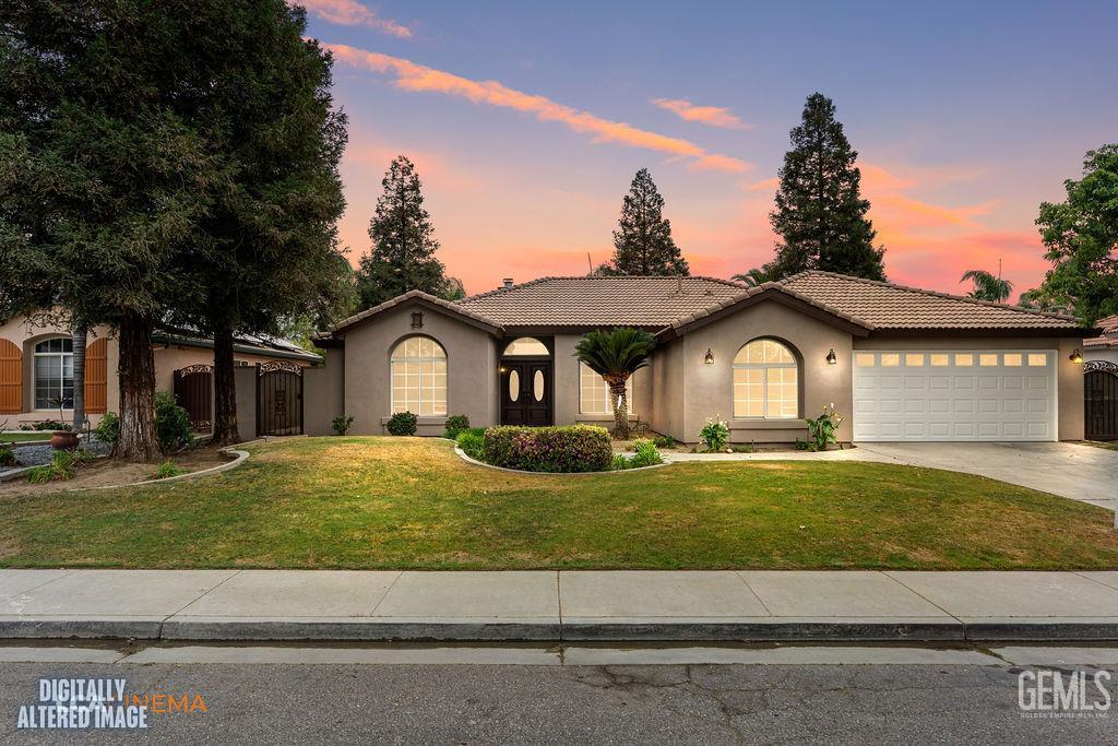 Single Family Residence in Bakersfield