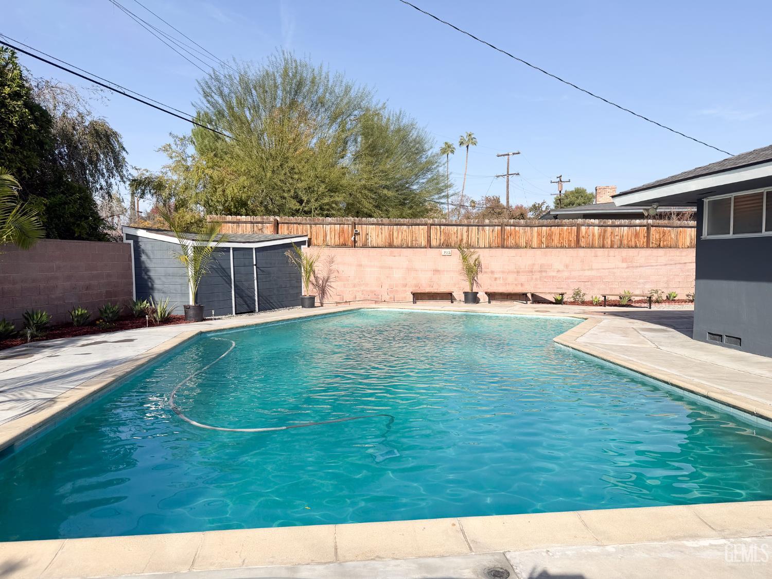 Single Family Residence in Bakersfield, photo 5 of 47