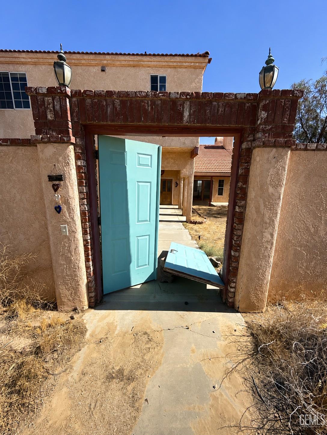 9855 Vista Road