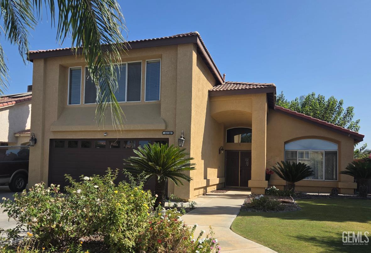Single Family Residence in Bakersfield