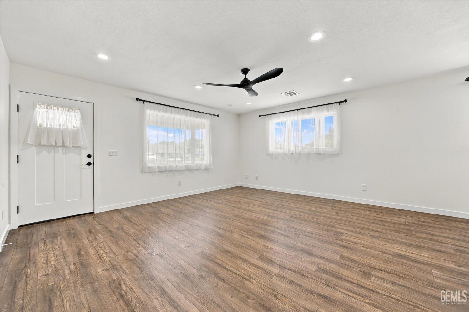 102 Brentwood Drive