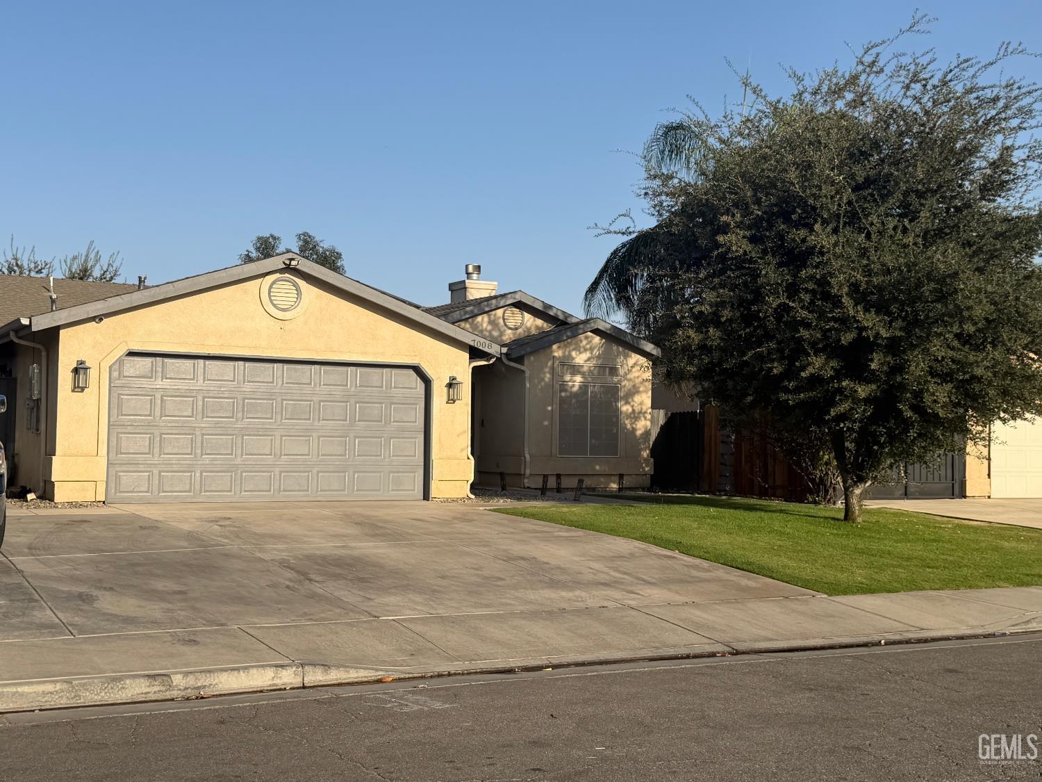 Single Family Residence in Bakersfield