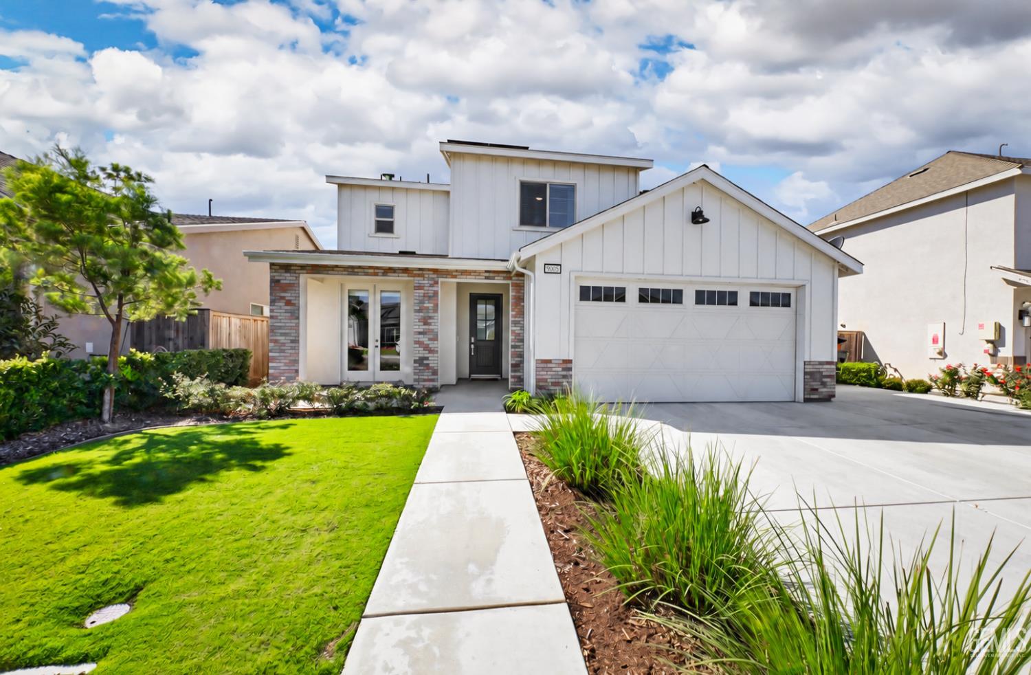 9005 Pine Breeze Lane