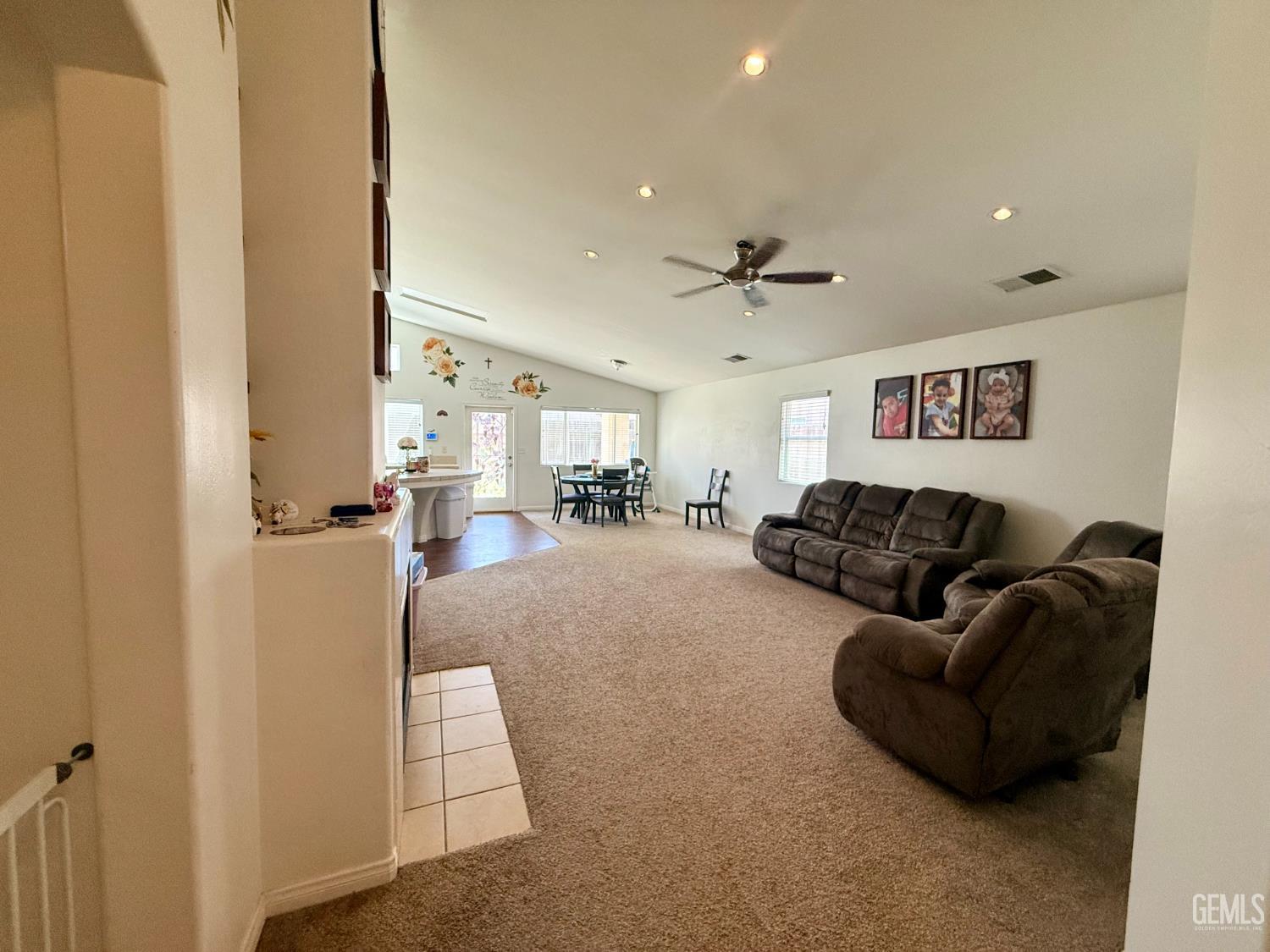 11811 Stellar Avenue