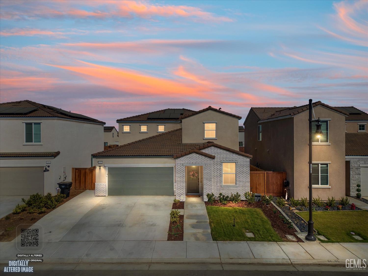 Single Family Residence in Shafter