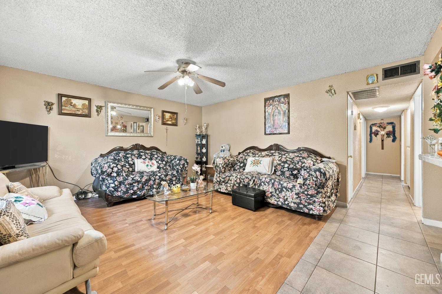 2433 Sharon Court