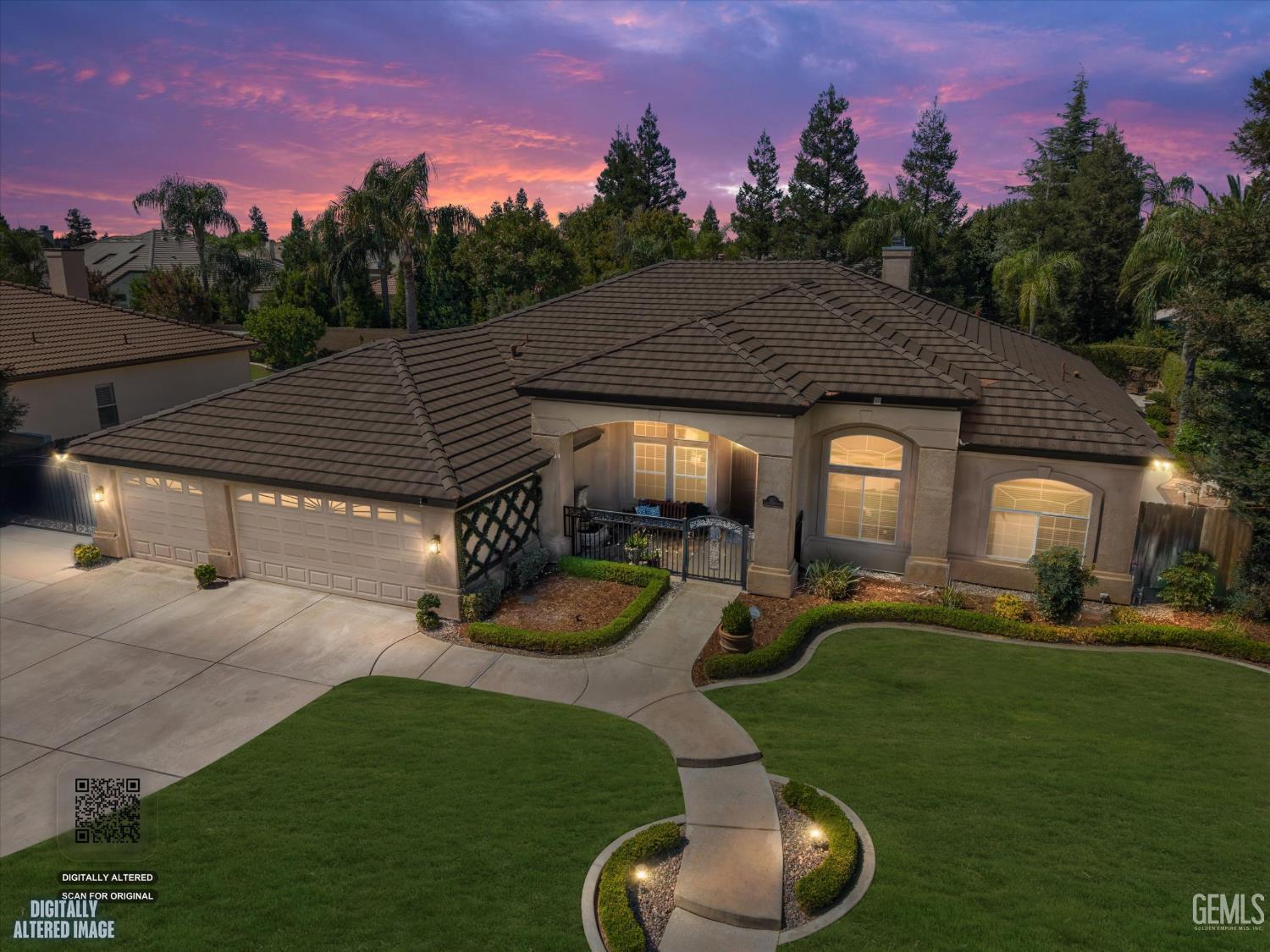 Single Family Residence in Bakersfield