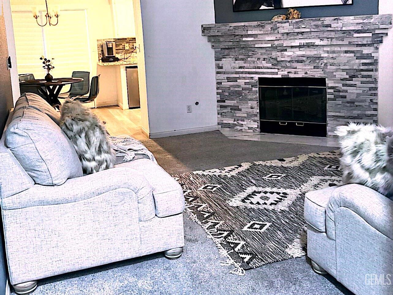 7008 Kings Forest Court