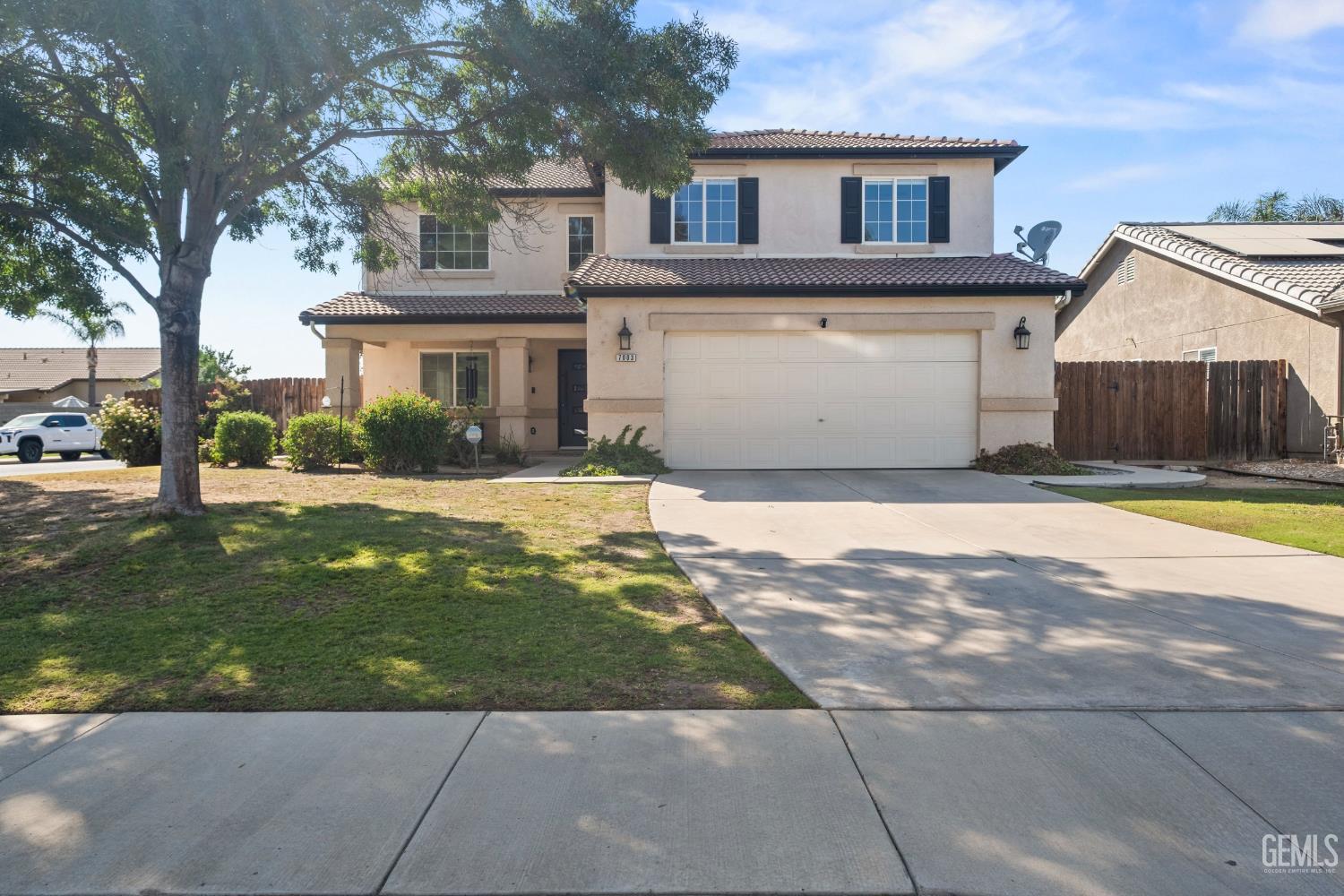 Single Family Residence in Bakersfield