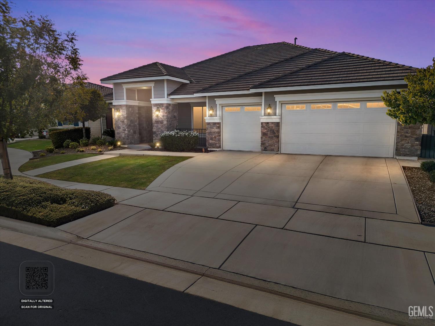Single Family Residence in Bakersfield