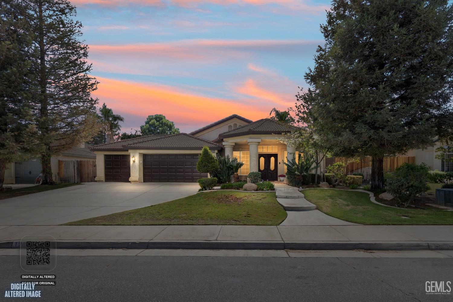 Single Family Residence in Bakersfield