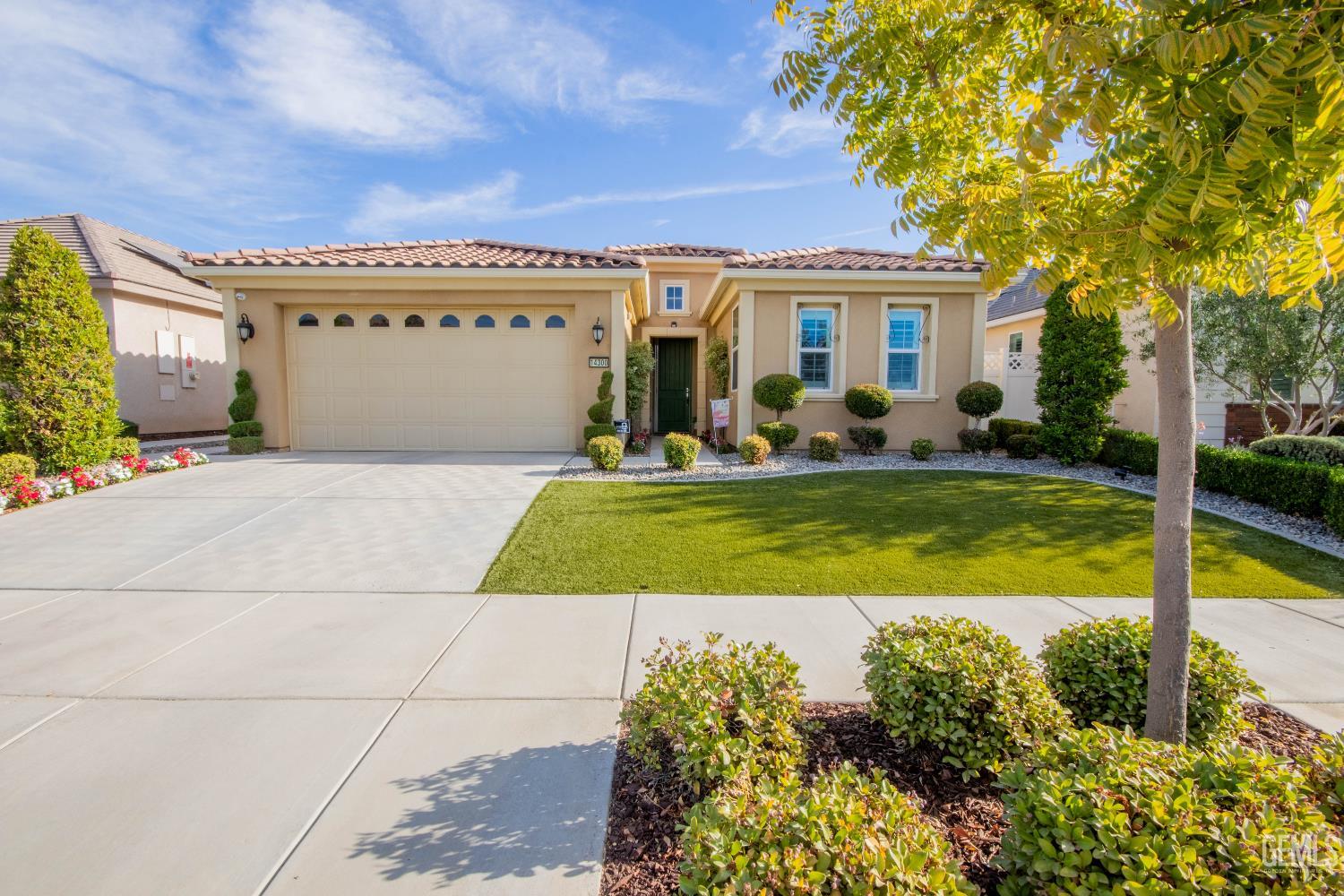 Single Family Residence in Bakersfield