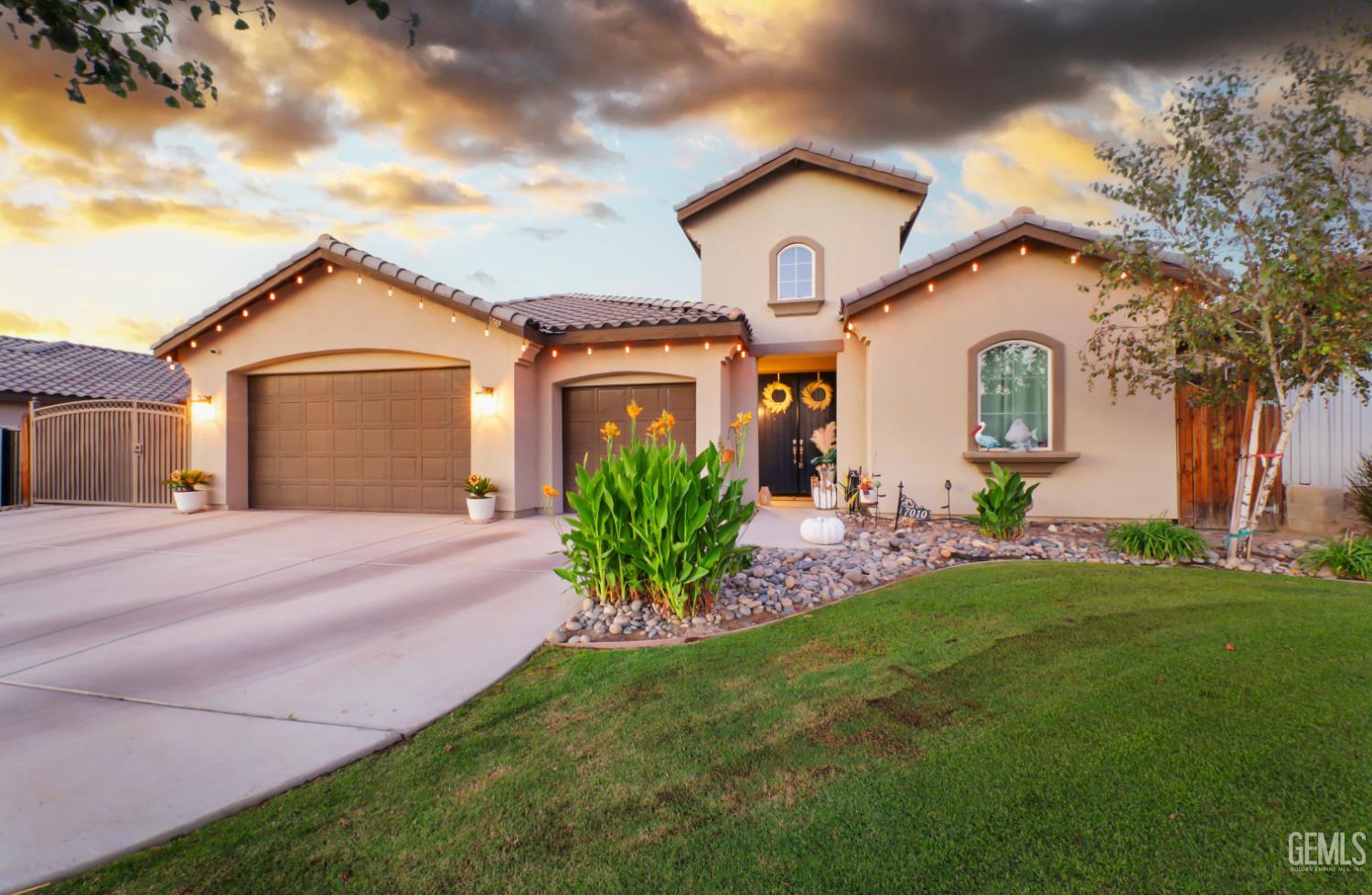 Single Family Residence in Bakersfield