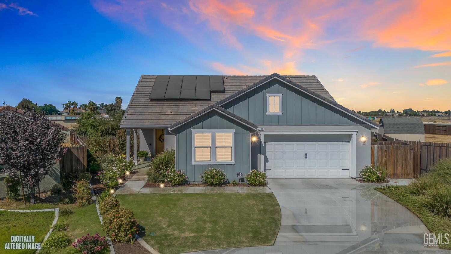 Single Family Residence in Bakersfield
