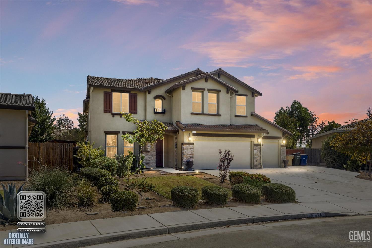 Single Family Residence in Bakersfield