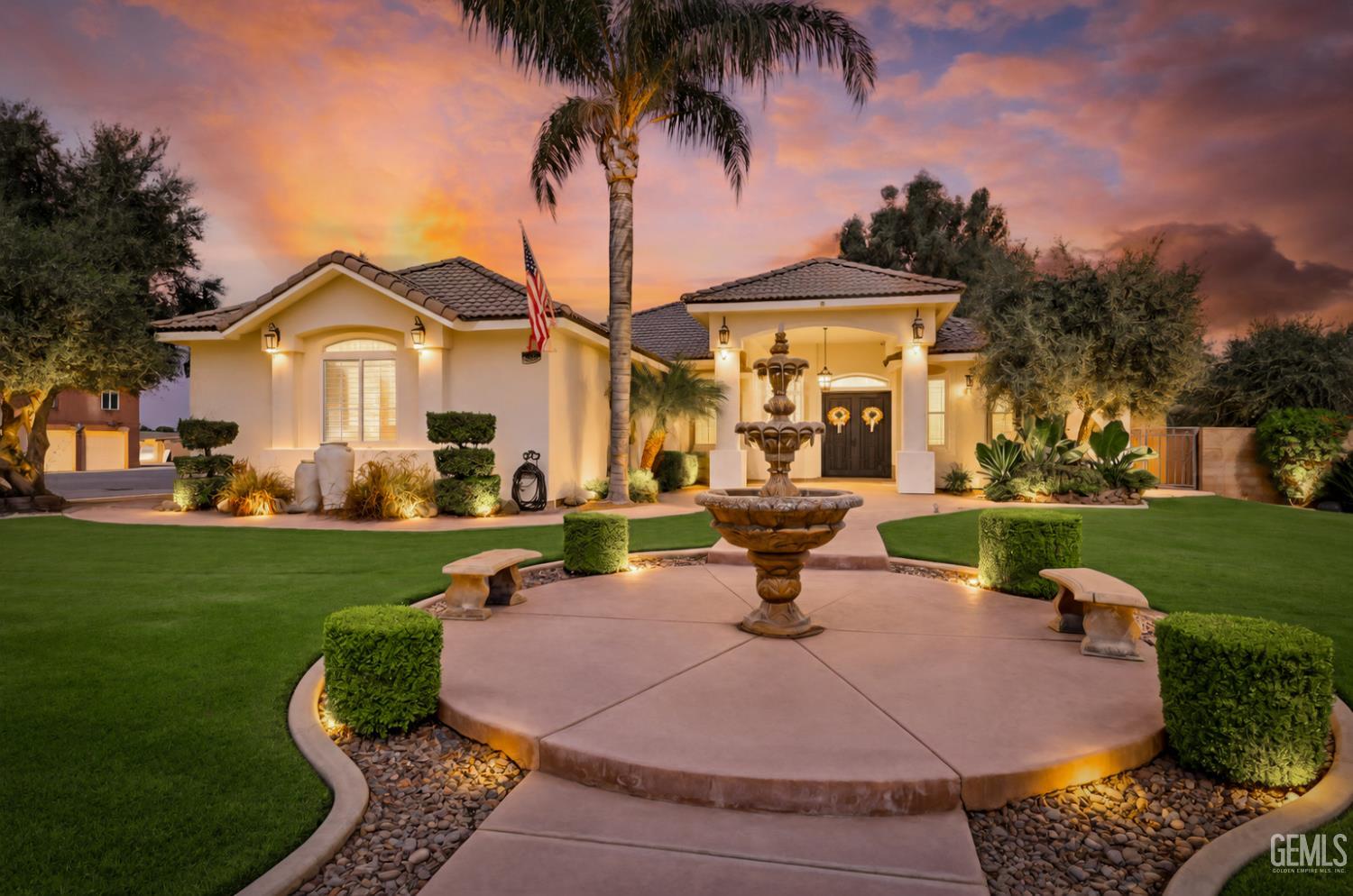Single Family Residence in Bakersfield