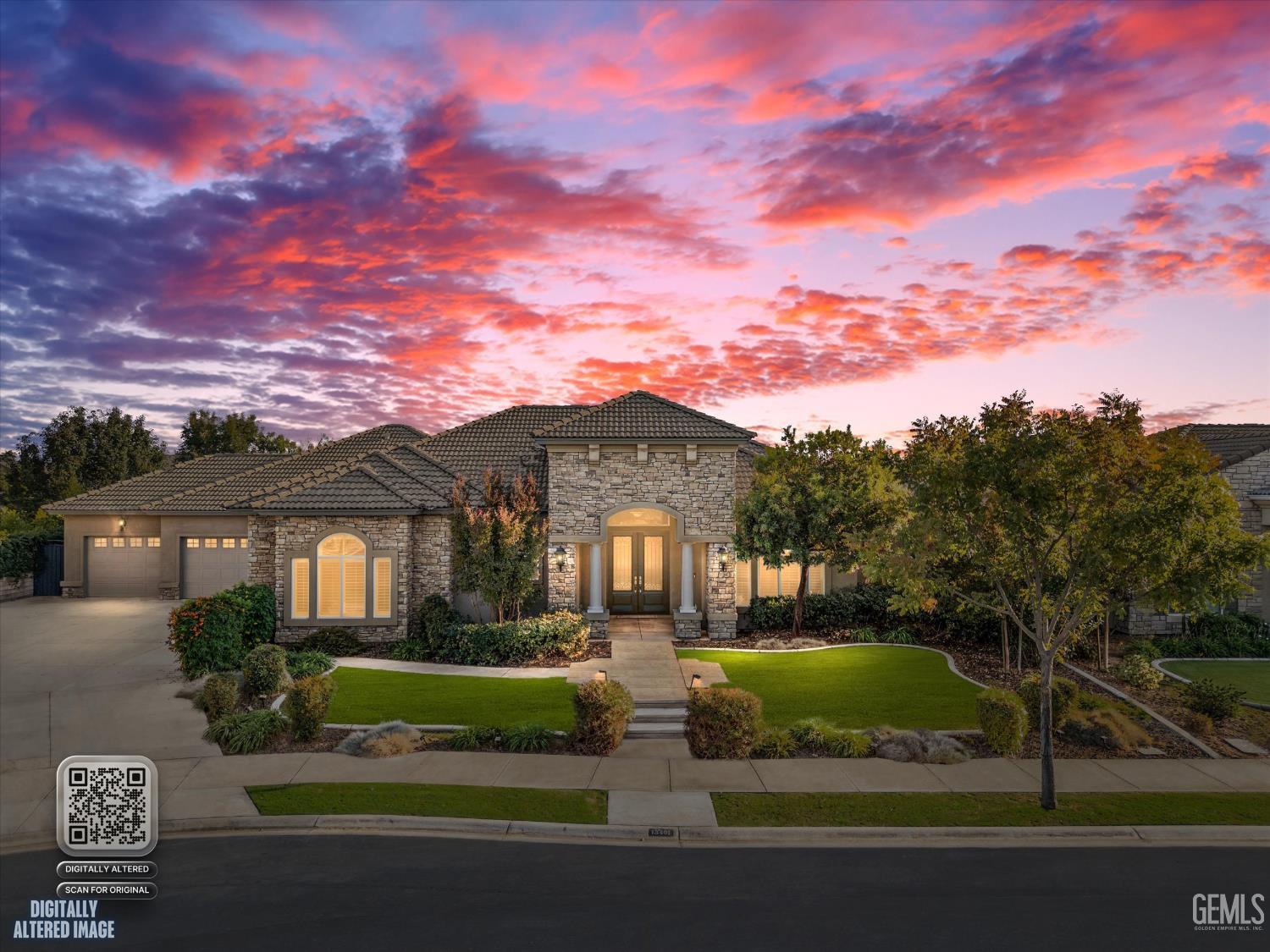 Single Family Residence in Bakersfield