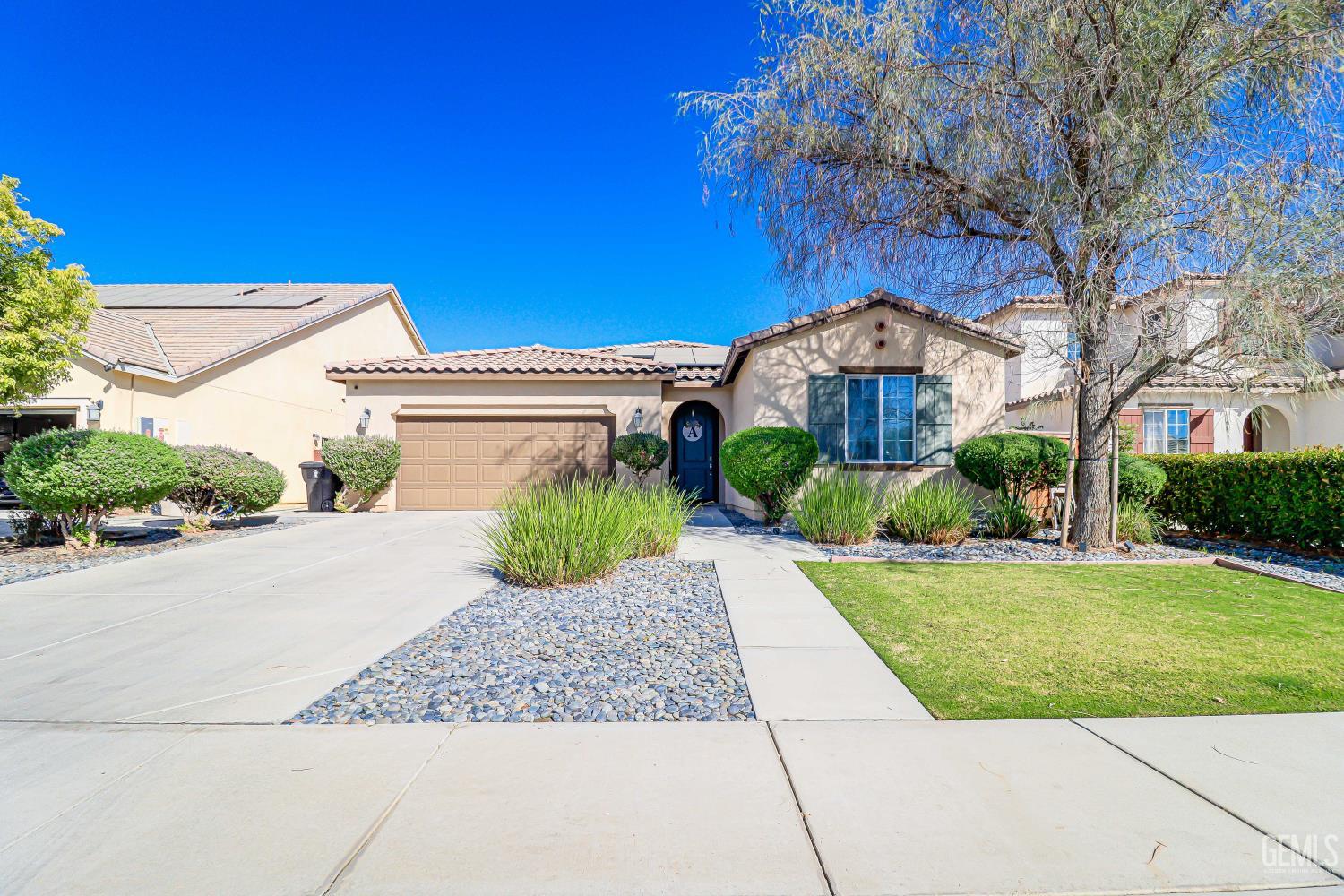 9804 Sentinel Peak Place