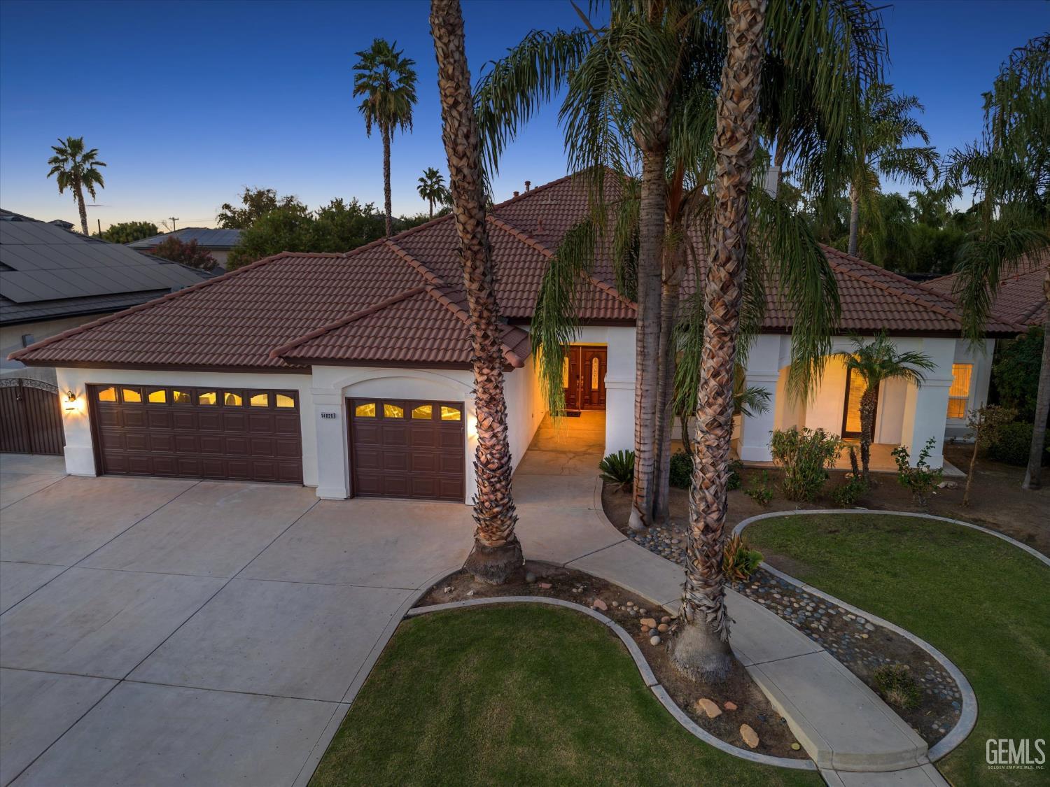 Single Family Residence in Bakersfield