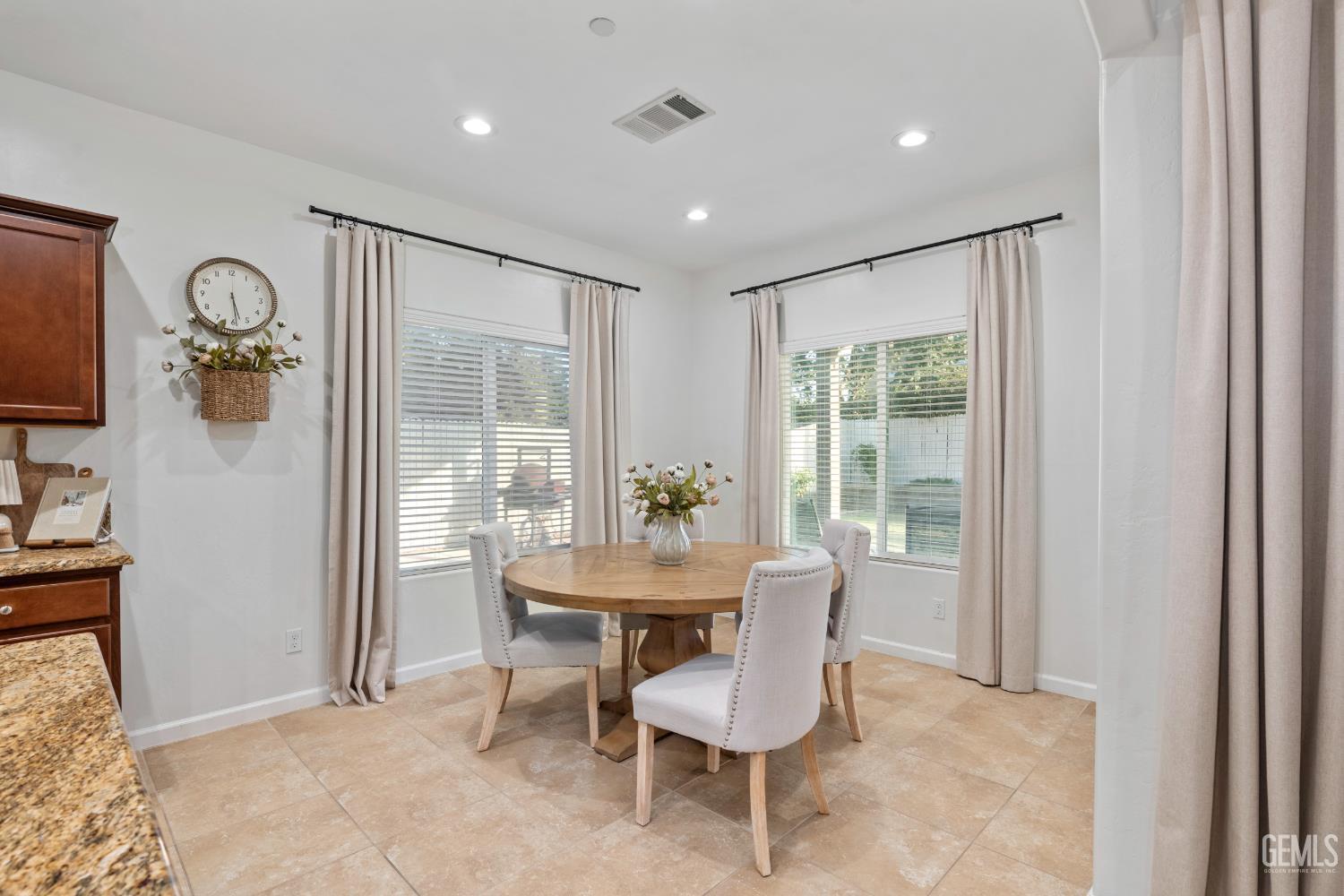 10105 Cranberry Isle Drive, Bakersfield, CA 93314 — photo 19