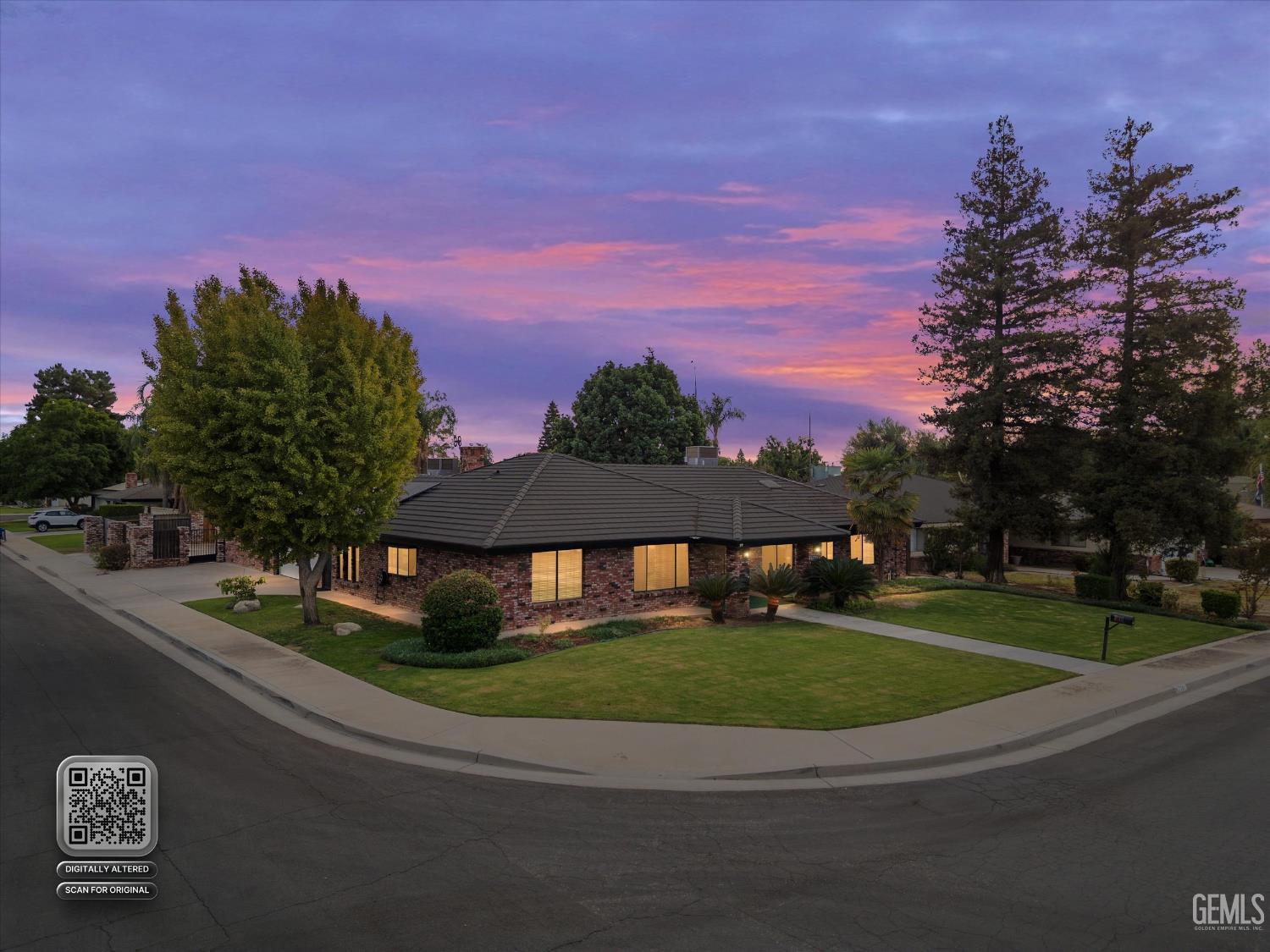 Single Family Residence in Bakersfield