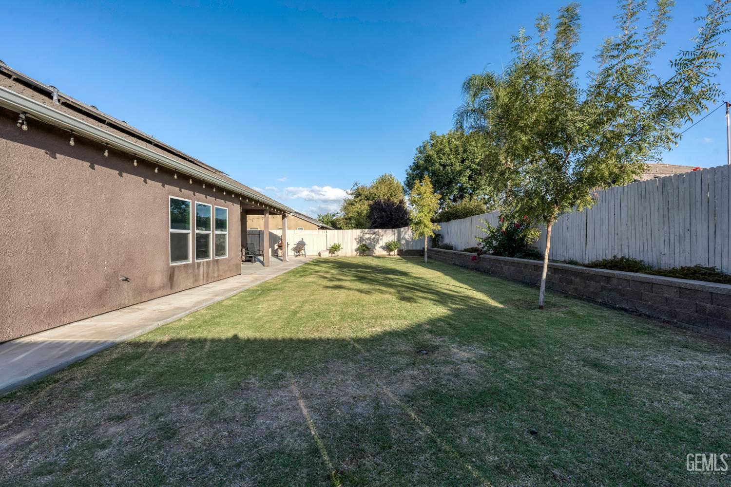 10105 Cranberry Isle Drive, Bakersfield, CA 93314 — photo 43